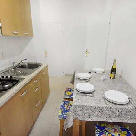 Practical Family With Outdoor Area 아파트 *